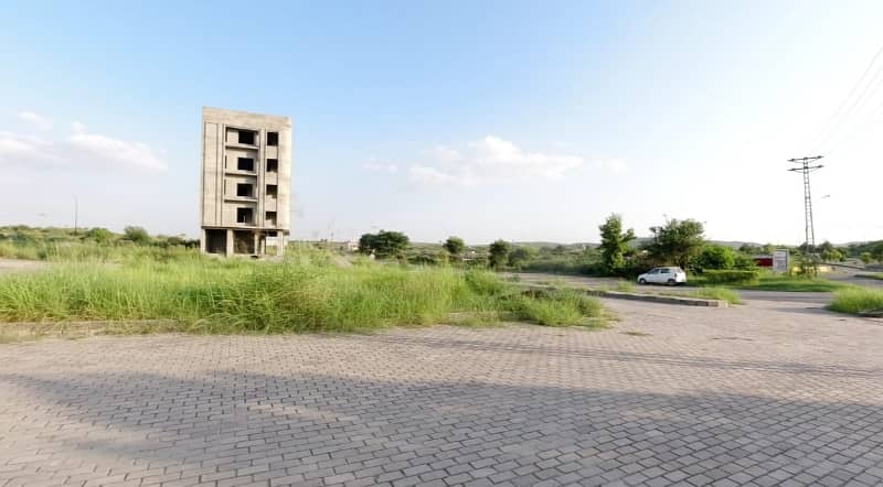 5 Marla Park Facing Residential Plot Available For Sale in Wapda Town Islamabad. 4