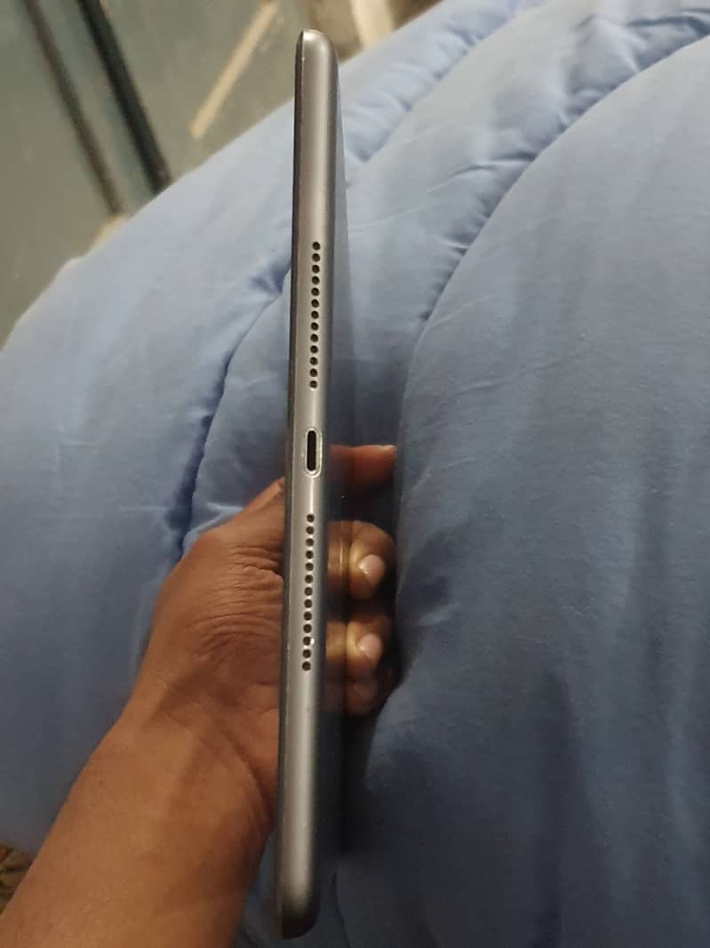 Ipad 8th Generation 9