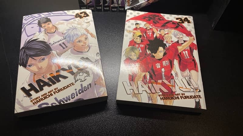 haikyu manga set  -   34,36,37,38,39,40,41,42,43 3