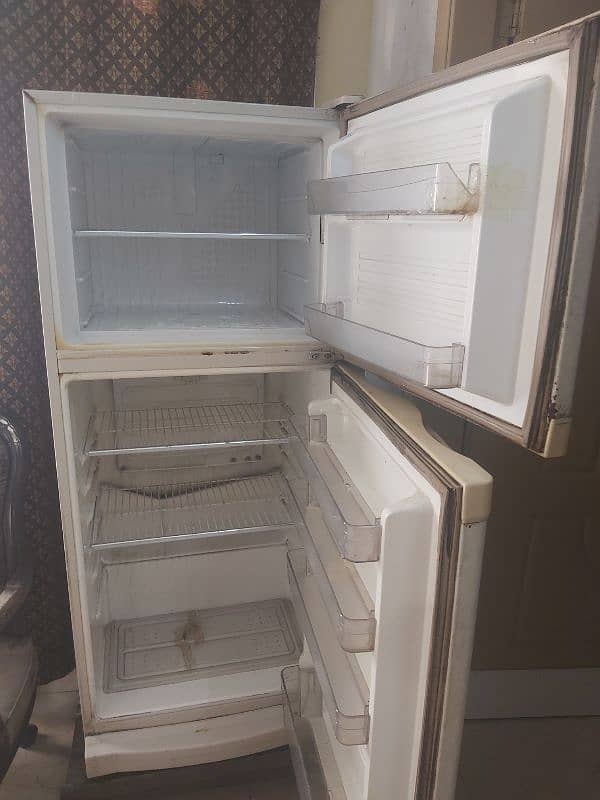 dawlance fridge 0