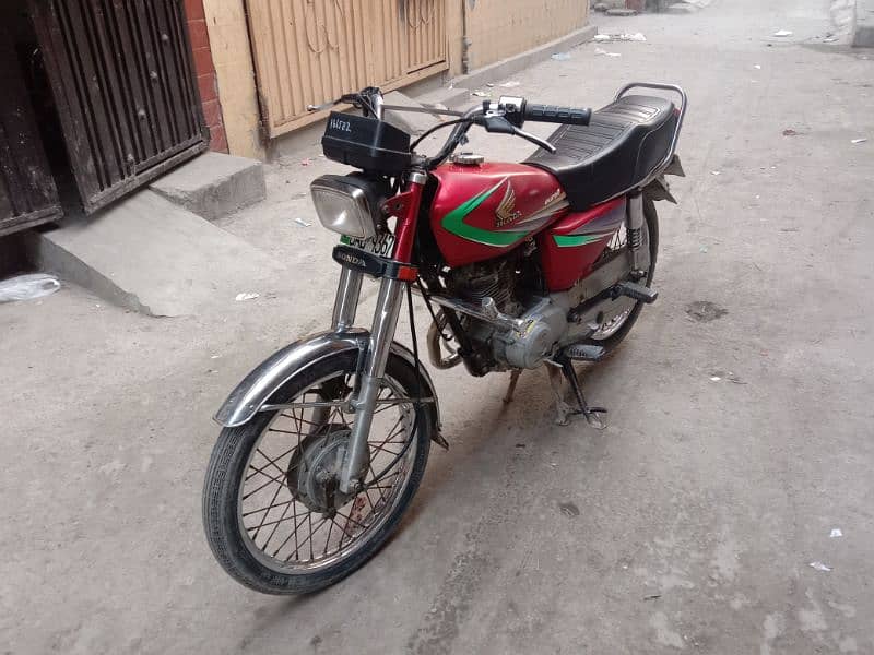 Honda 125 Totally Original condition 2