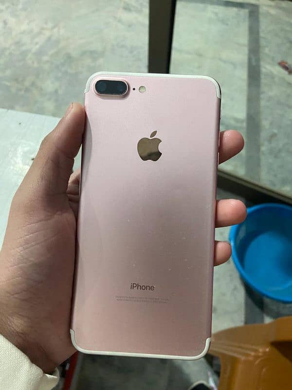 urgent sale iphn 7 plus pta approved 0