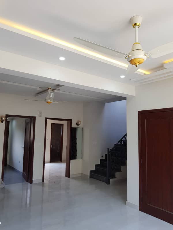 LOW COST E BRAND NEW 5 MARLA HOUSE FOR SALE IN VERY REASONABLE PRICE 8