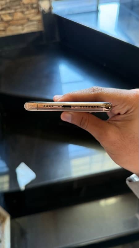 Iphone XS max PTA approved 5