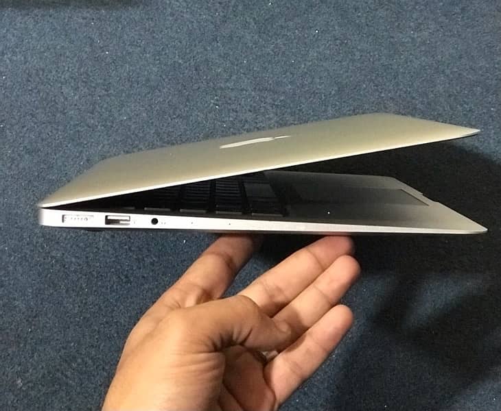 Apple MacBook Air 2017 4