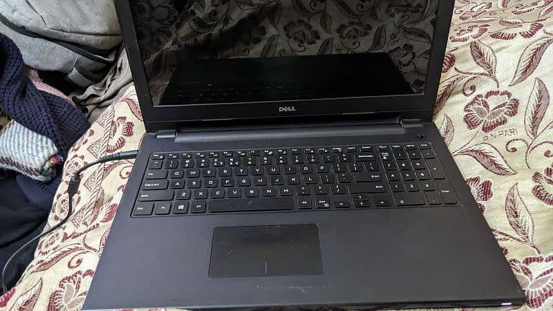 Dell Inspiron i3 4th generation 4gb/1000 gb 0