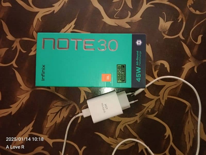 INFINIX NOTE 30 3