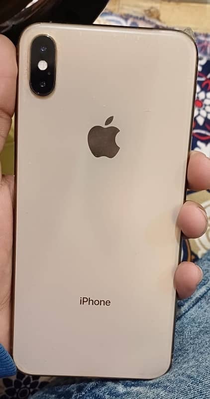 xsmax golden colour 64gb 0