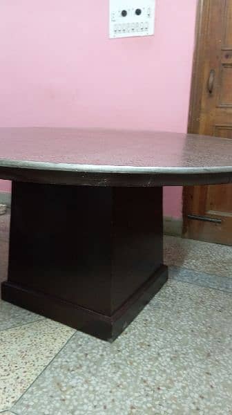 Dining table with 6 chairs fully refurnished 3