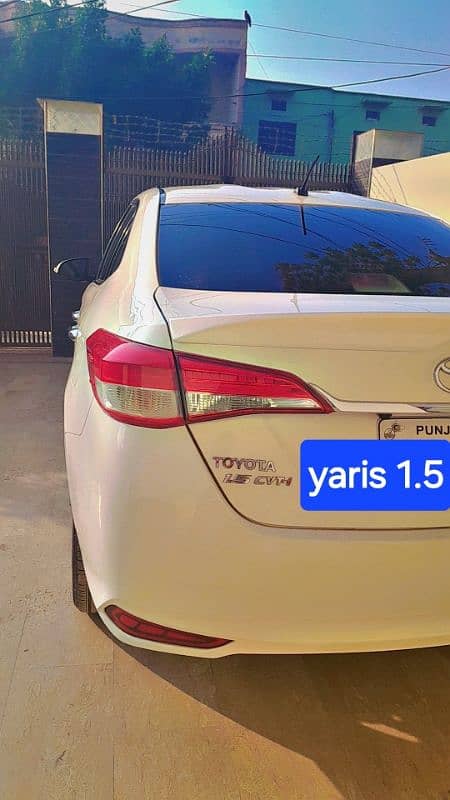 Toyota Yaris 2021 (1.5 full option) - auto transmission 1