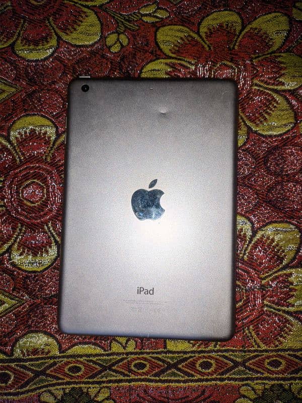 Ipad mini 3 64GB I pad mini 3 64d GB 2