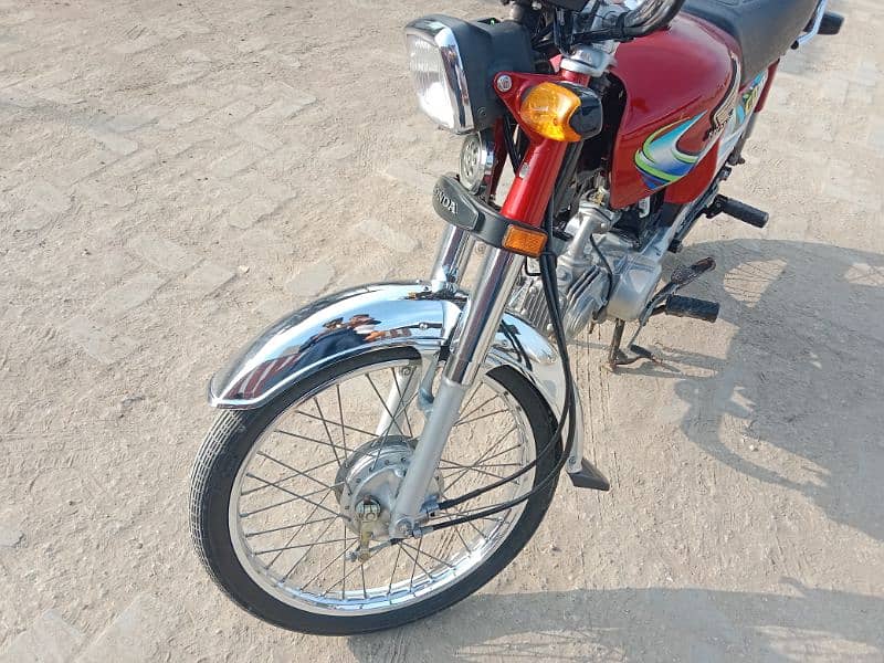 Honda CD70, 2024, 4