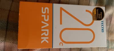 techno spark 20C 4+4 ram 128 Gb storage under warranty 8 month