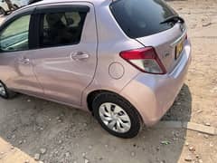 Toyota Vitz 2011