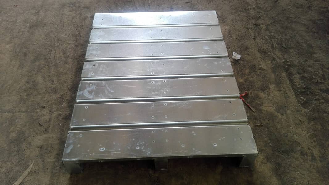 Heavy-Duty Steel Shelving & Racking for Sale - Perfect for Storage 9