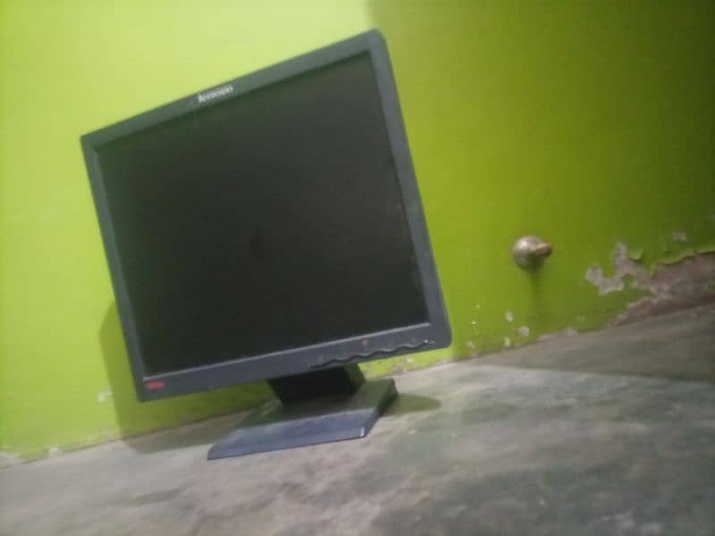 monitor 2