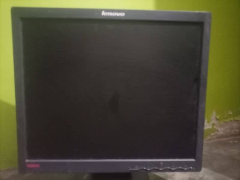 monitor 3