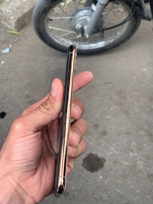 Iphone 11 Pro Max 64 GB 5