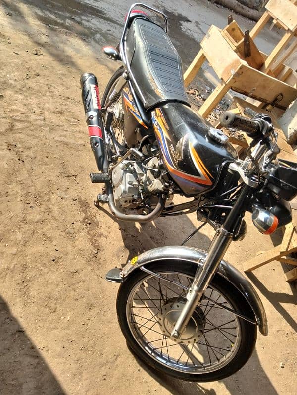 2018 model Honda125 black colour for sale 11