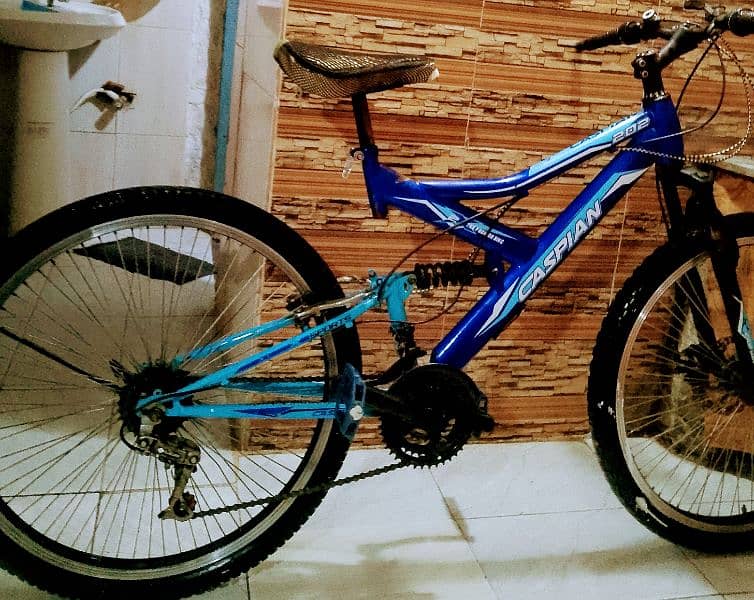 bicycle impoted full size 26 inch brand new 5 month used Duble shocka 1