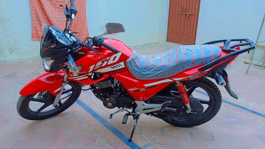 Honda CB 150F Urgent For Sale | Honda In Bikes | Brand New 4