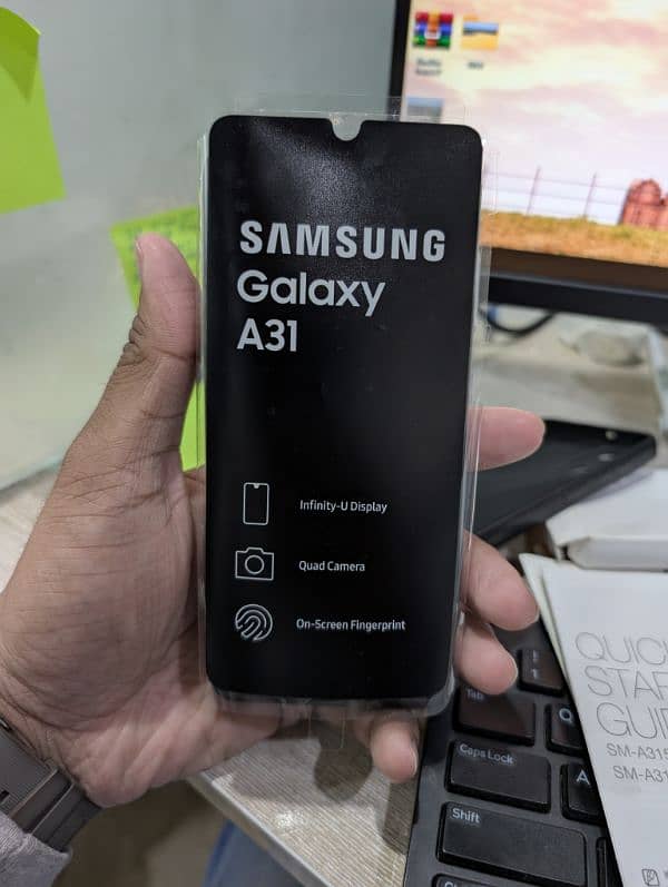 Samsung Galaxy A31 with Box and original accessories 14