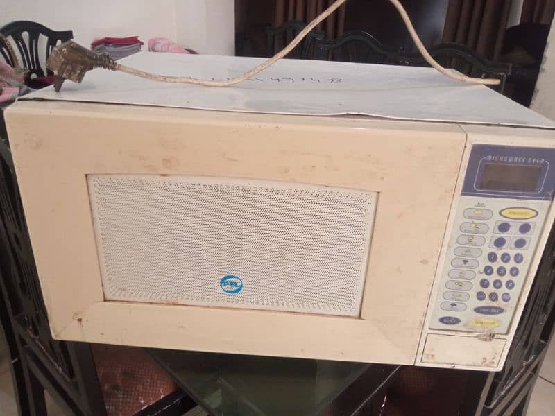 microwave oven PEL brand urgent for sale 2