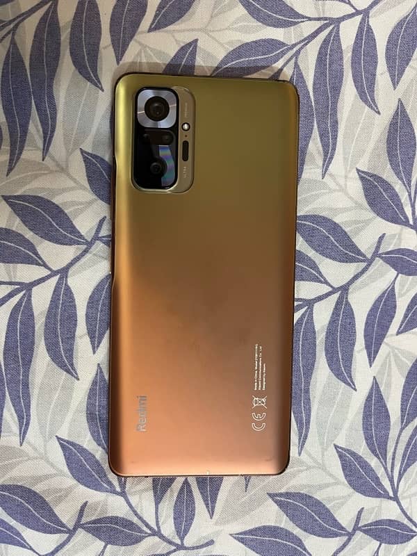 REDMI NOTE 10 pro. 8 GB RAM, 128 GB space 4