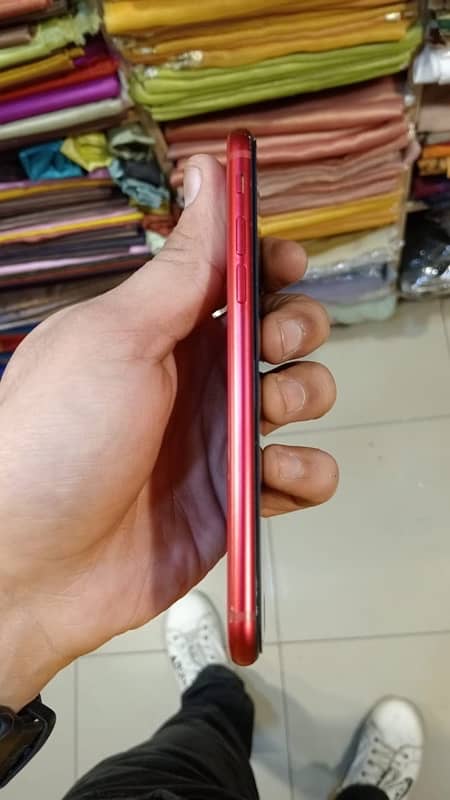 iPhone SE 64 GB Non PTA Sim Working Factory Unlock 5