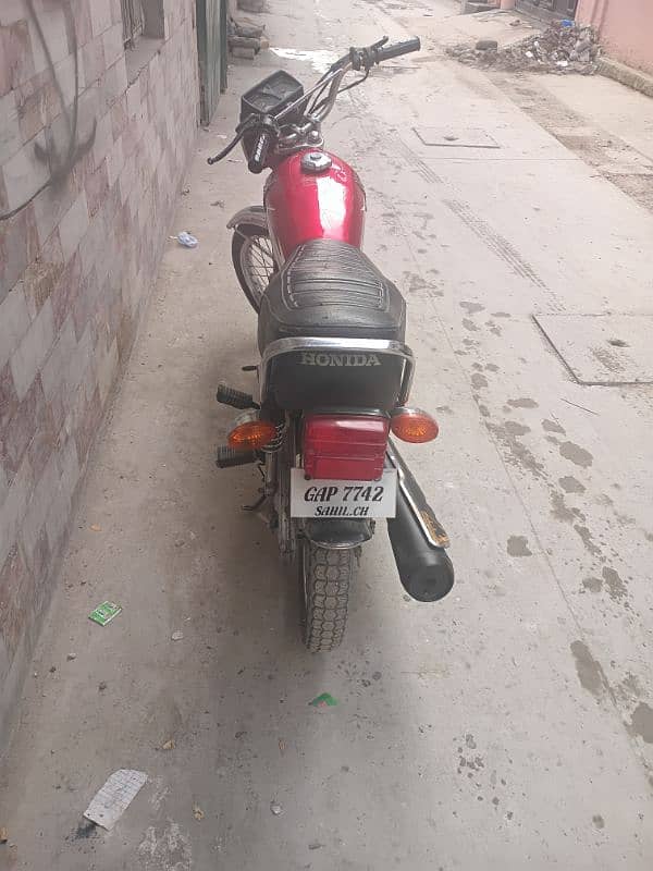 Honda 125 4