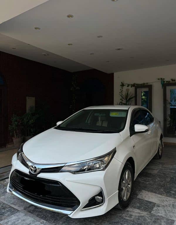 Toyota Corolla Altis 2016 1