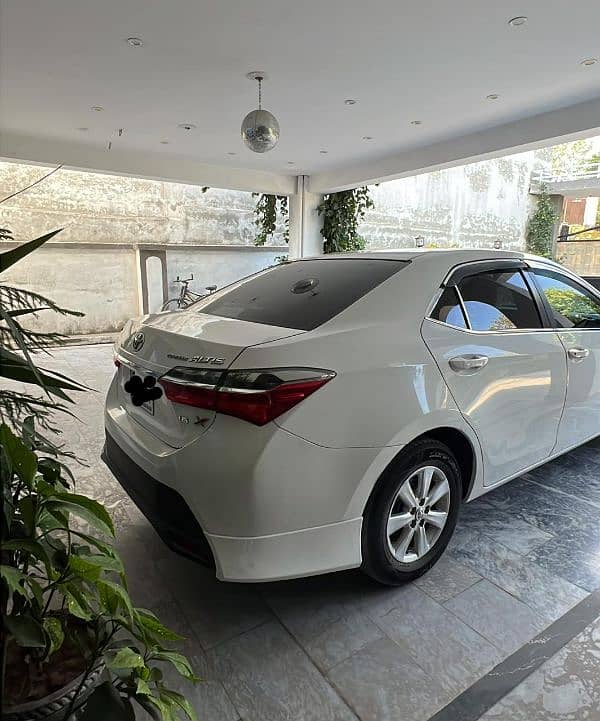 Toyota Corolla Altis 2016 3