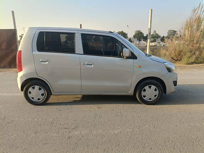 Suzuki Wagon R 2018 0