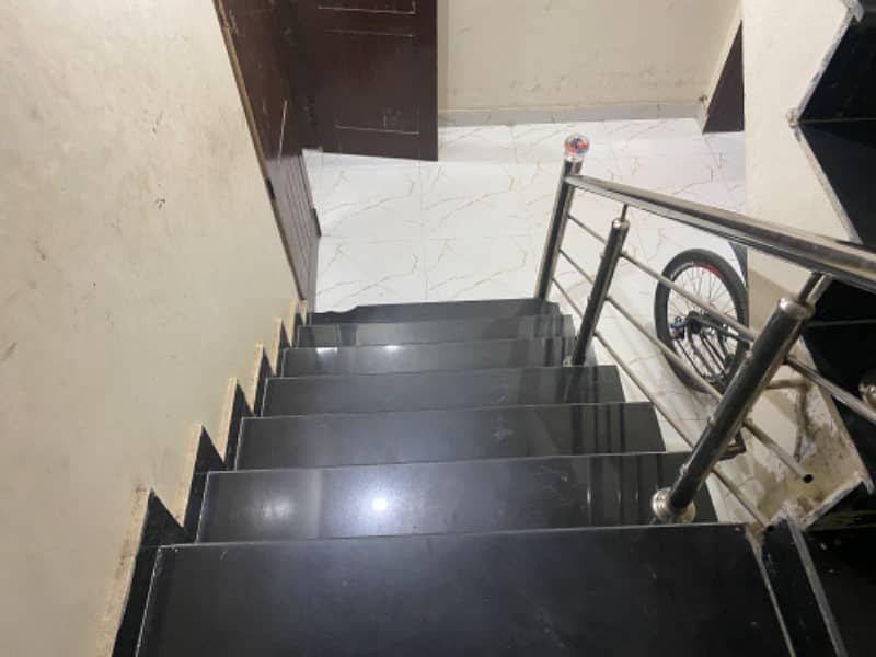 1 Kanal Full Level House For Sale 10