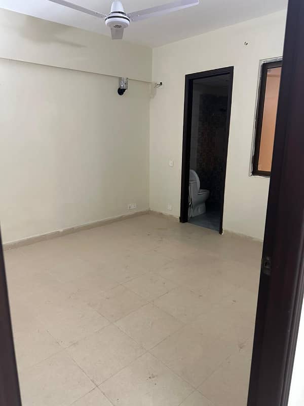 Falaknaz Presidency 2bed longe Apartment for Rent 6