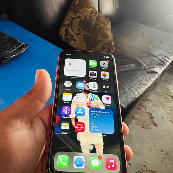 Iphone XR 64 GB PTA Approved 1