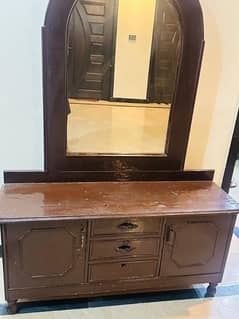 Dressing Table For Sale.