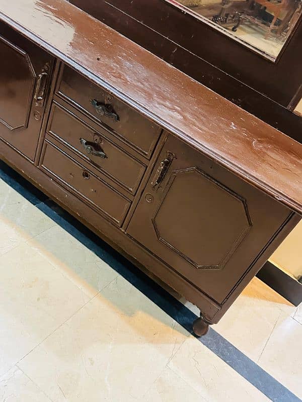 Dressing Table For Sale. 8