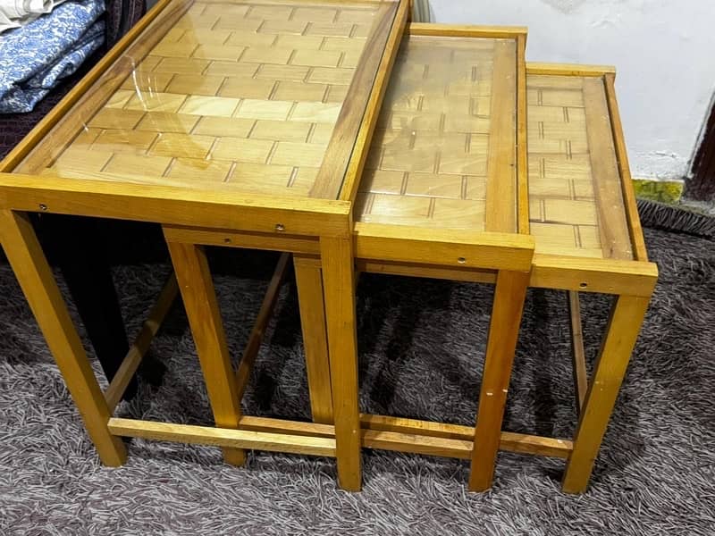 Set of 3 tables 0