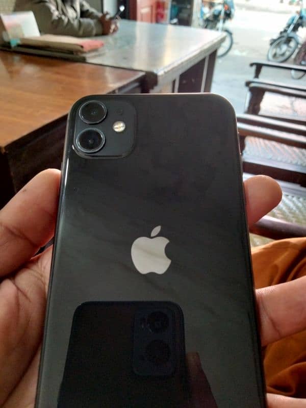 iphone 11 non PTA 64 gb 0