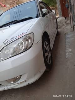 Honda Civic EXi 2005