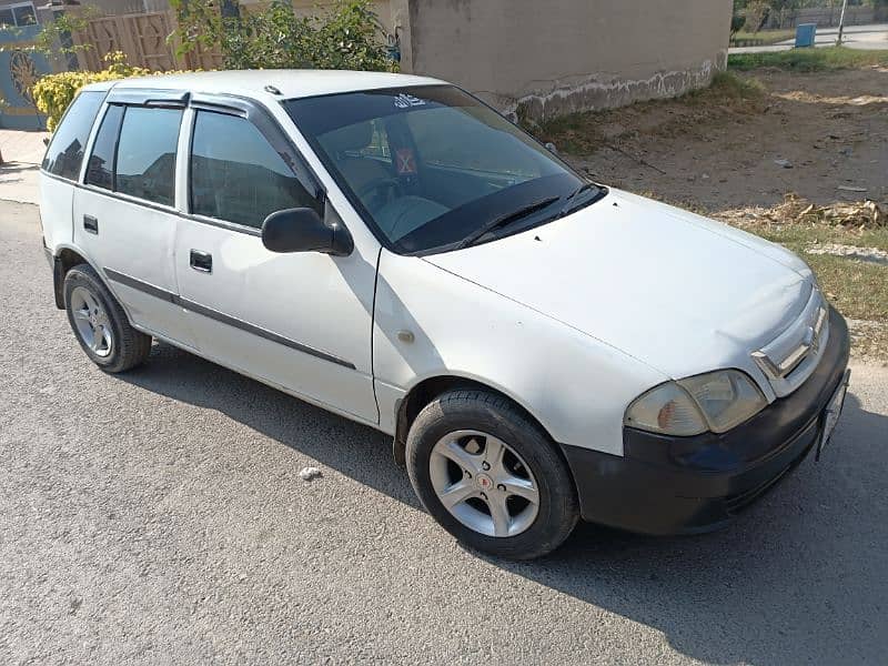 Suzuki Cultus 2010 1