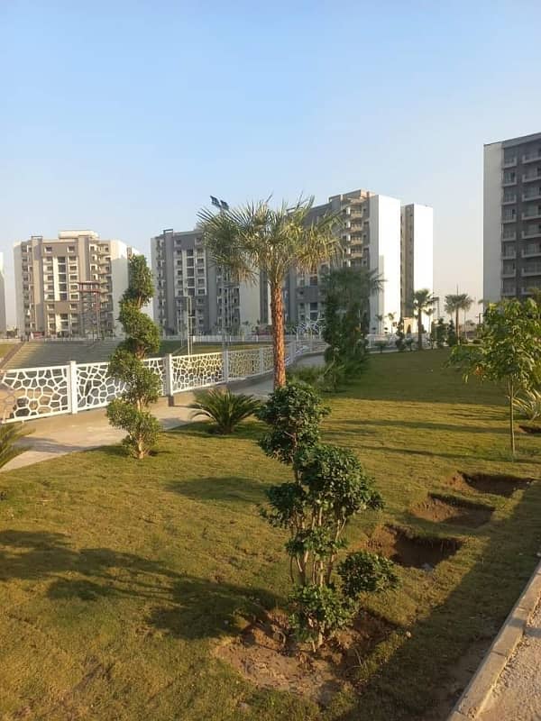 10 Marla Flat In Askari 11 - Sector D Best Option 11