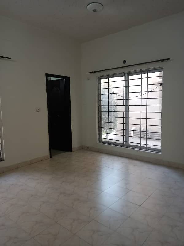 5 Marla 2 Bedroom Unfurnished Apartment for Rent Sector C Askari 11 Lahore 18