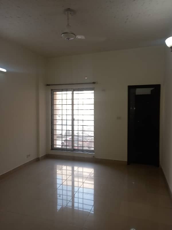 5 Marla 2 Bedroom Unfurnished Apartment for Rent Sector C Askari 11 Lahore 20