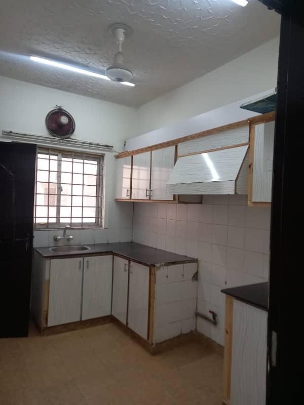 5 Marla 2 Bedroom Unfurnished Apartment for Rent Sector C Askari 11 Lahore 21