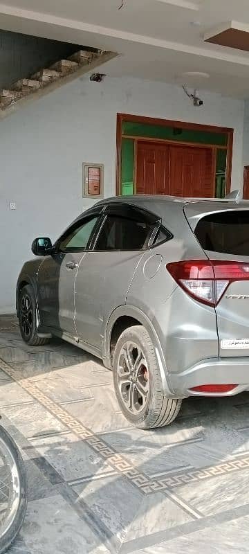 Honda Vezel 2018 1