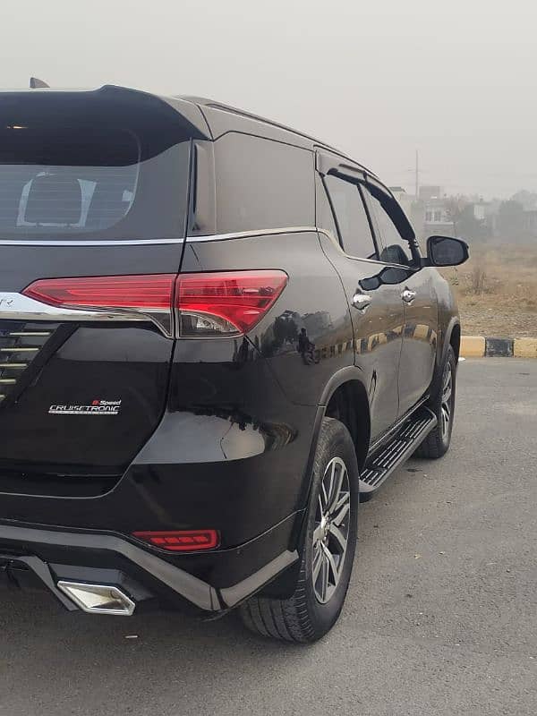 Toyota Fortuner 2017 3