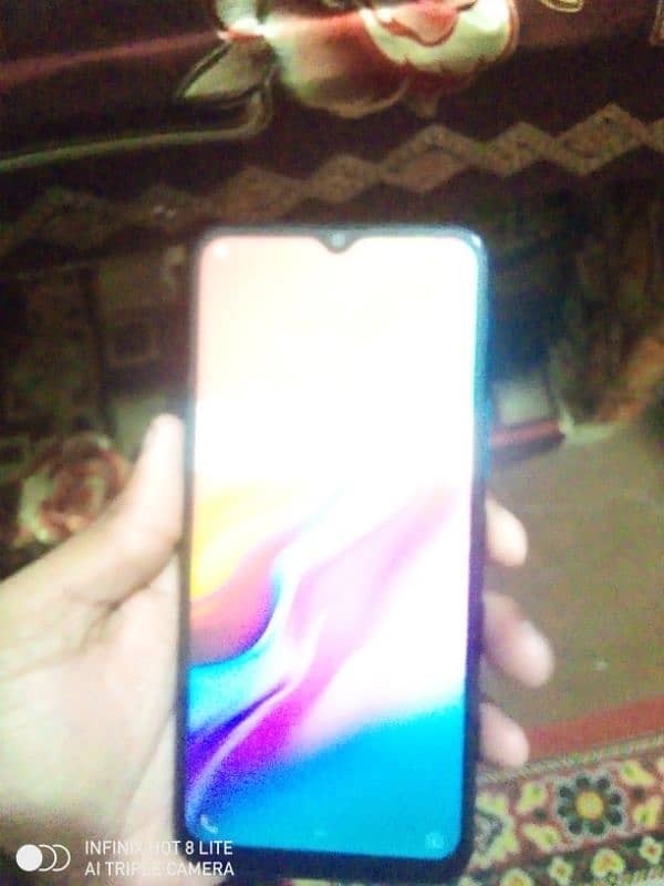 Infinix hot 8 1