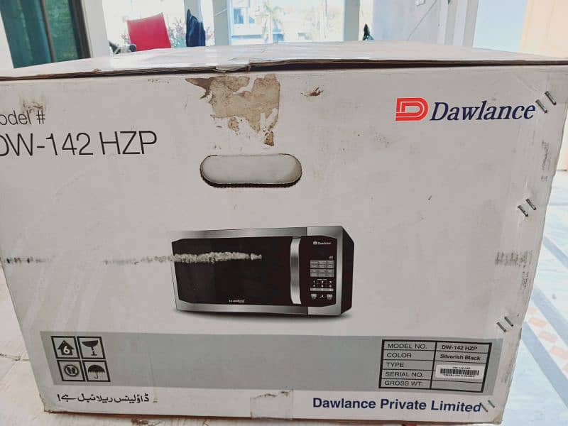 Brand new microwave oven- DW 142 HZP 4